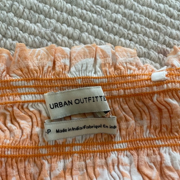 Urban Outfitters orange tank - Picture 3 of 3